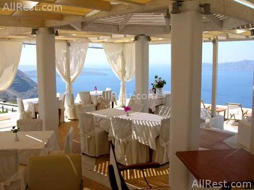 Pantheon Villas 12